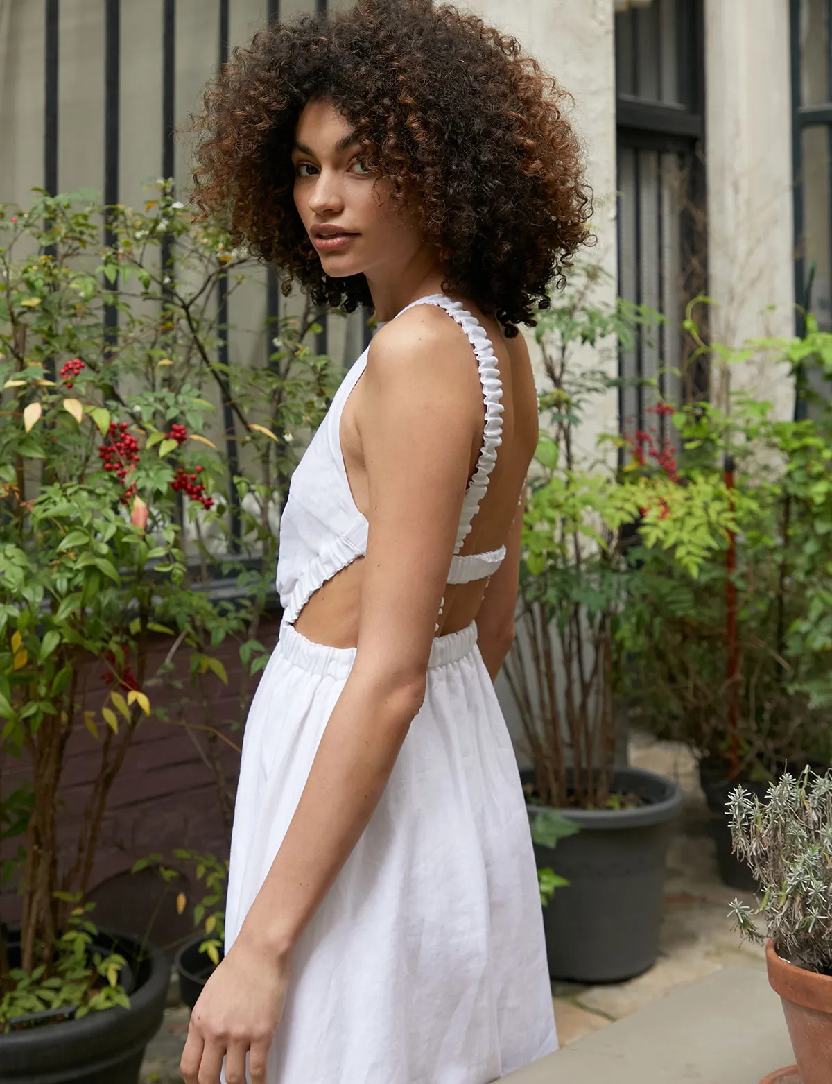 Beatrice Dress in White Linen -BESTSELLER