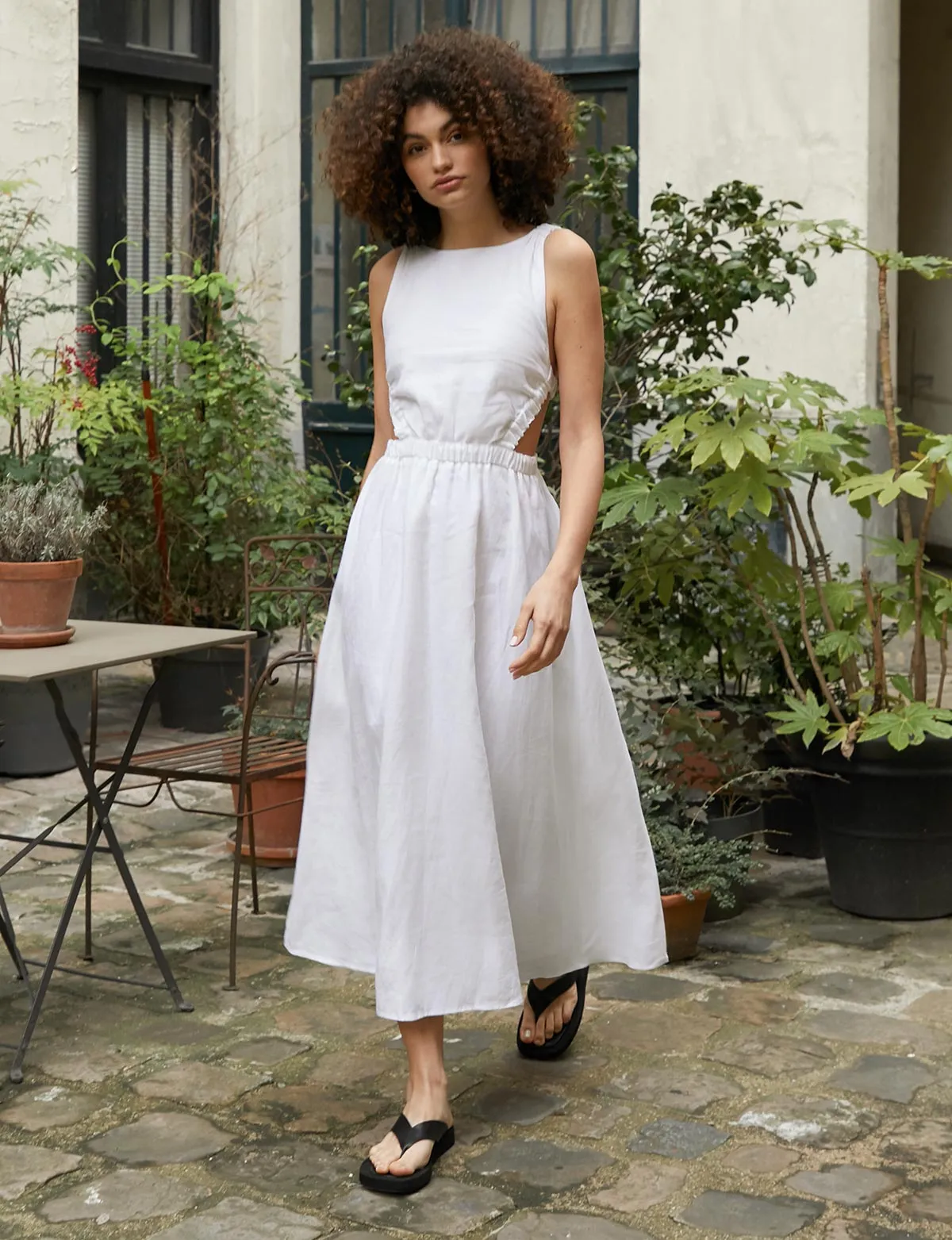 Beatrice Dress in White Linen -BESTSELLER