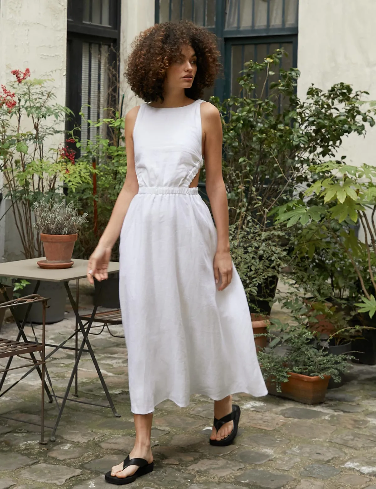 Beatrice Dress in White Linen -BESTSELLER