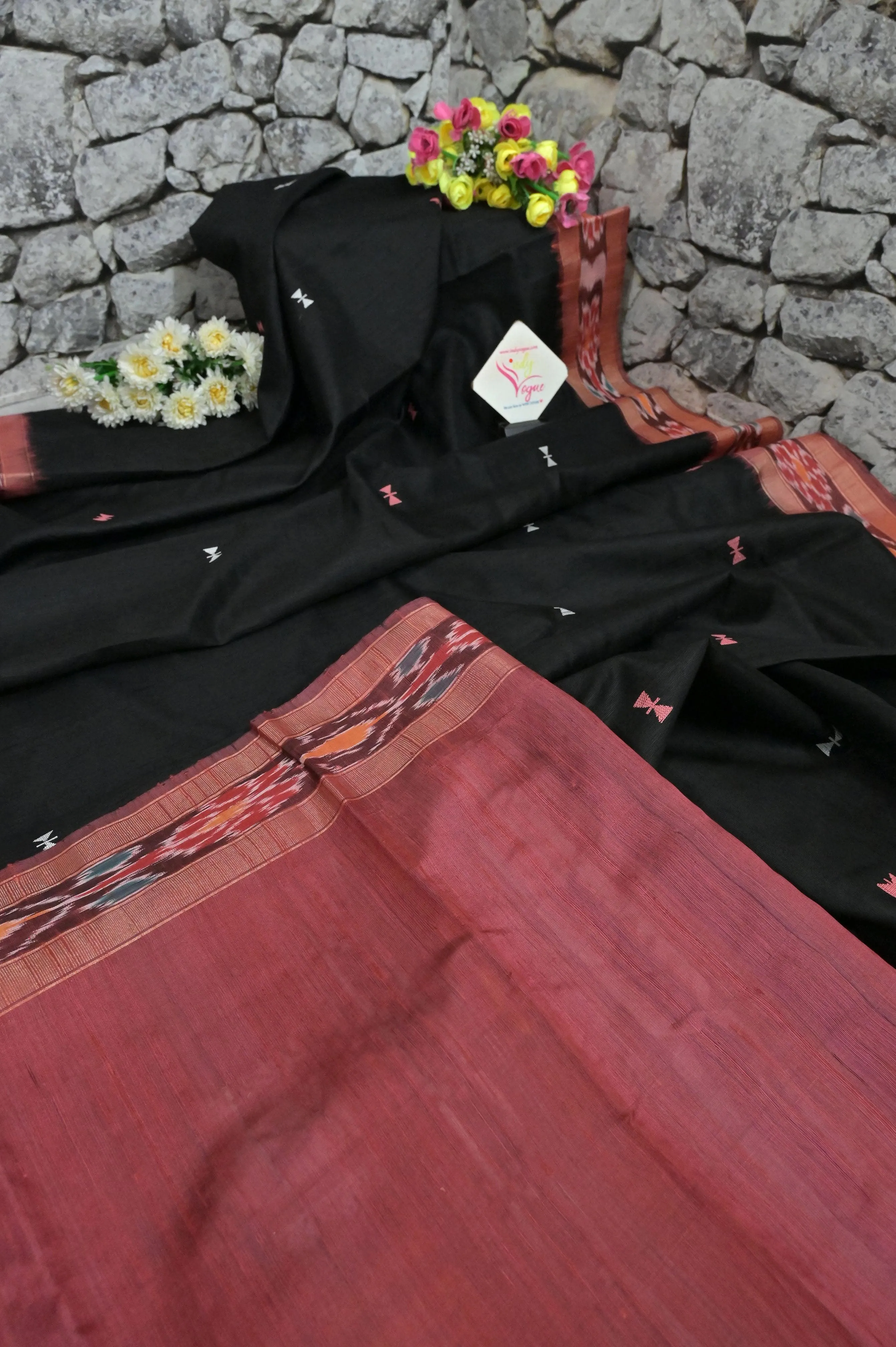 Black Color Pure Raw Silk Saree with Dolabedi Pallu and Sambalpuri Border