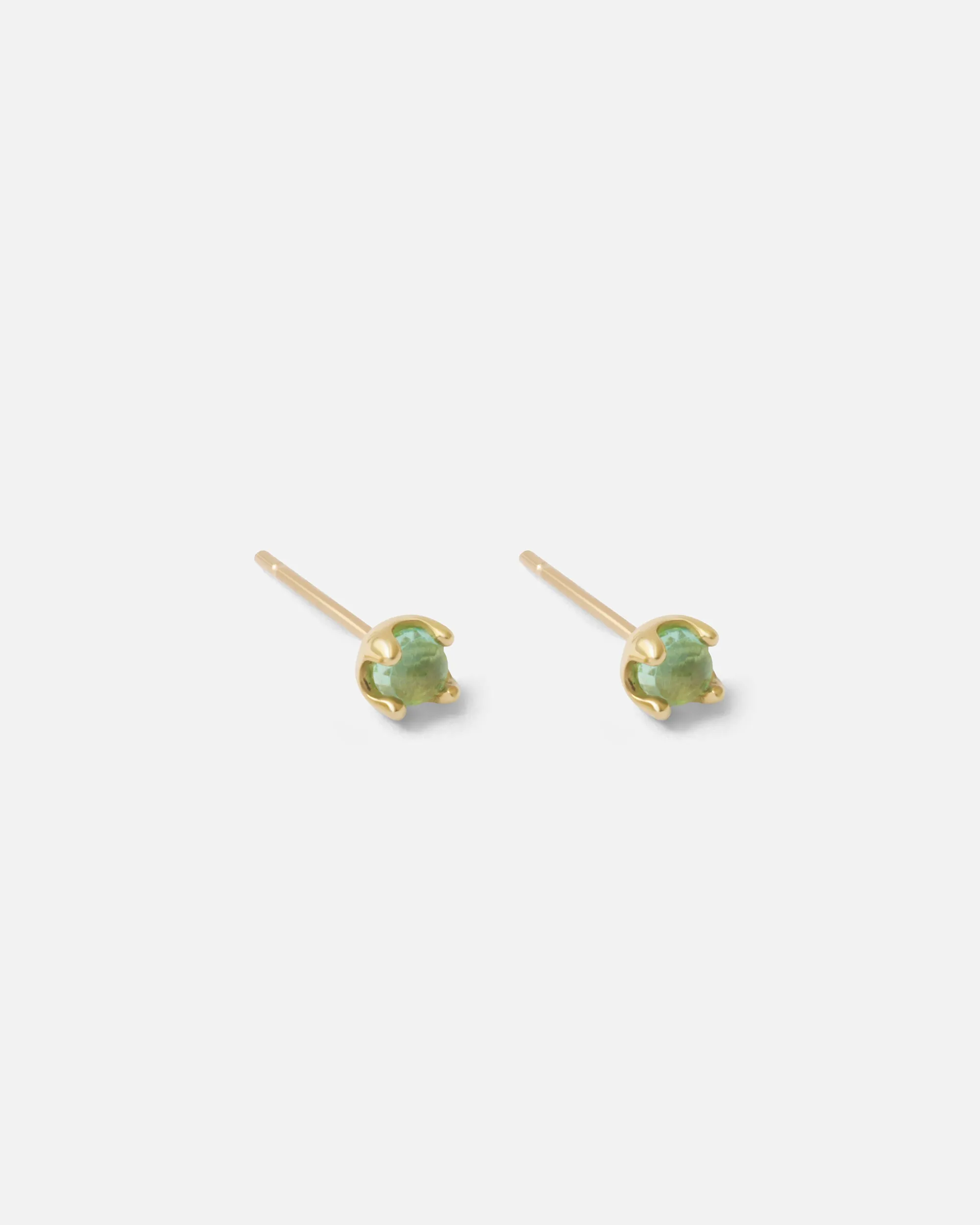 Dew 33 / Aquamarine Studs