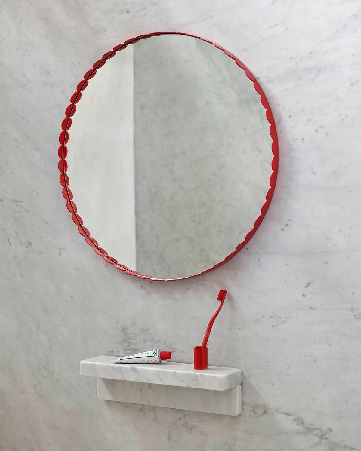 HAY Arcs Mirror – Round – Red