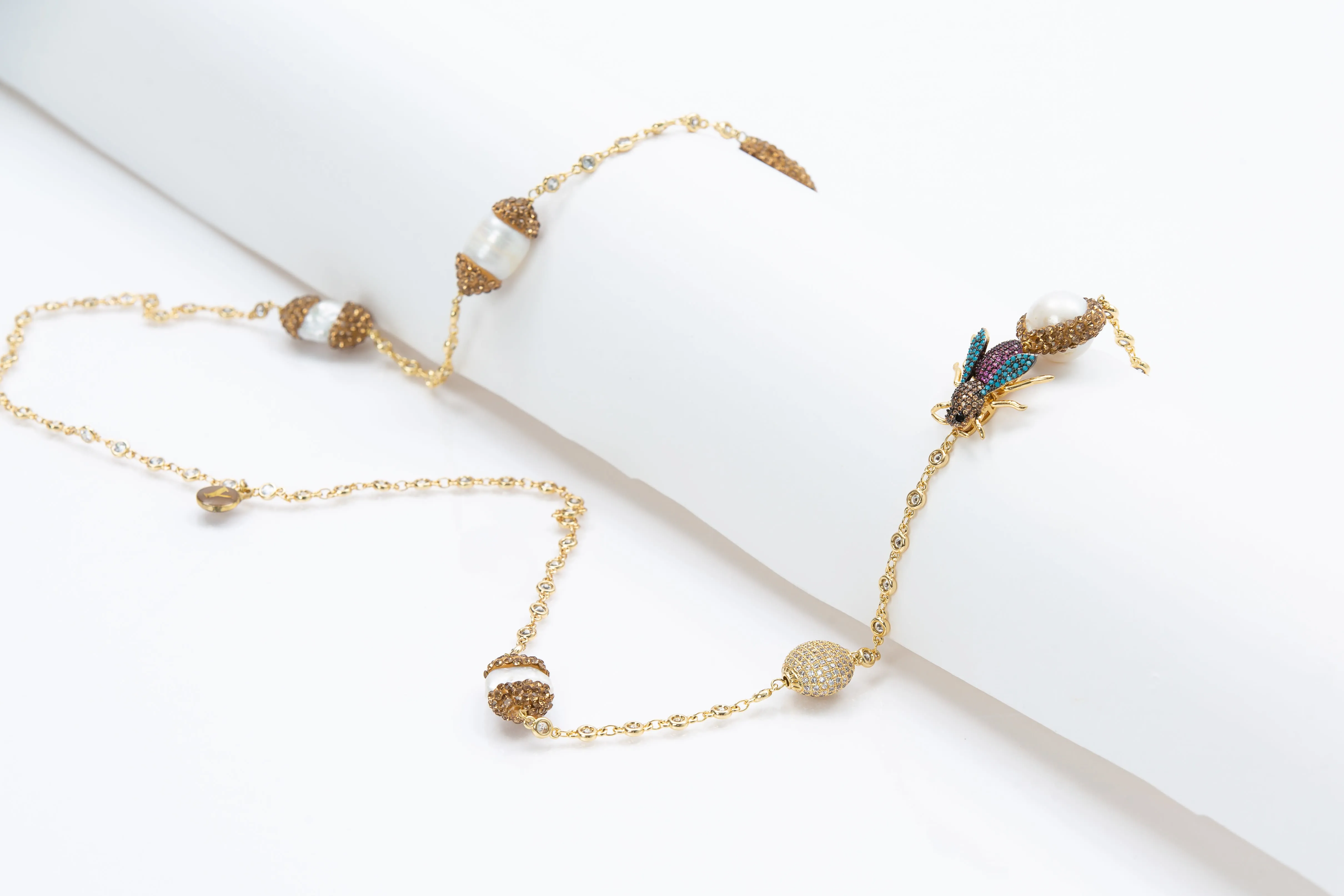 Mira Bee Necklace (Gold)