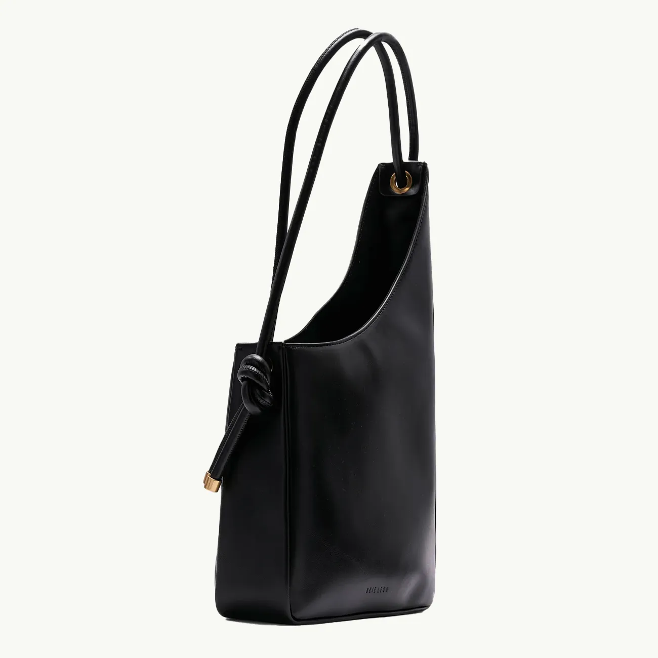 TIE KNOT BUCKET BAG BLACK